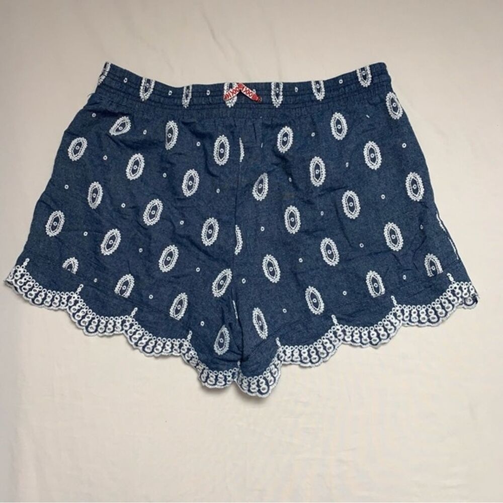 Anthropologie Boho Blue Eyelet Chambray Shorts Womens Large Fall Beach Preppy - Picture 8 of 10